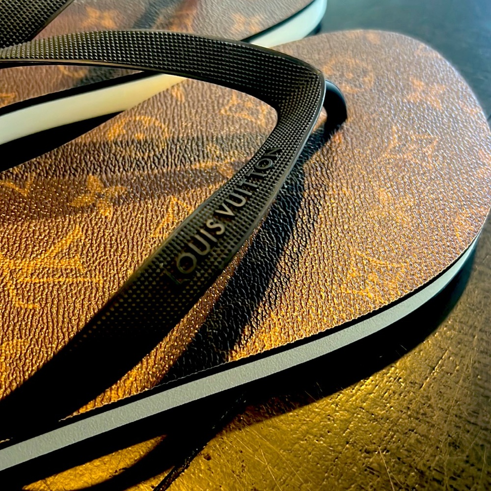 New LV flip flops, signature color, ready for summer! Hit me up with your offer